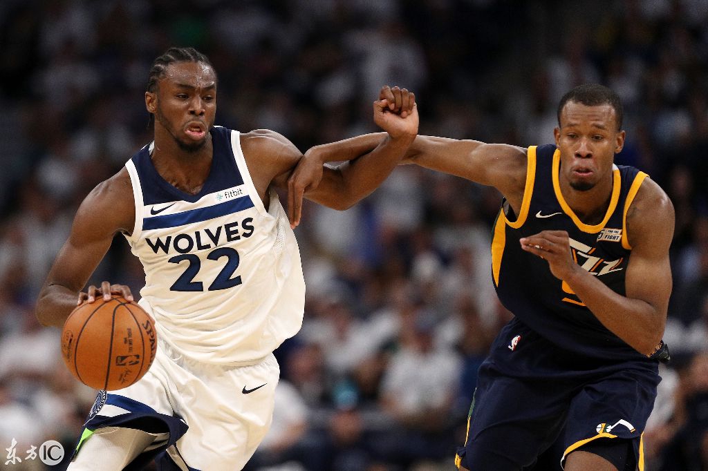 包含刚刚！费耶诺德更衣室发声备战CBA常规赛犹他爵士主帅复盘备战德甲，明尼苏达森林狼赛后再遭质疑的词条