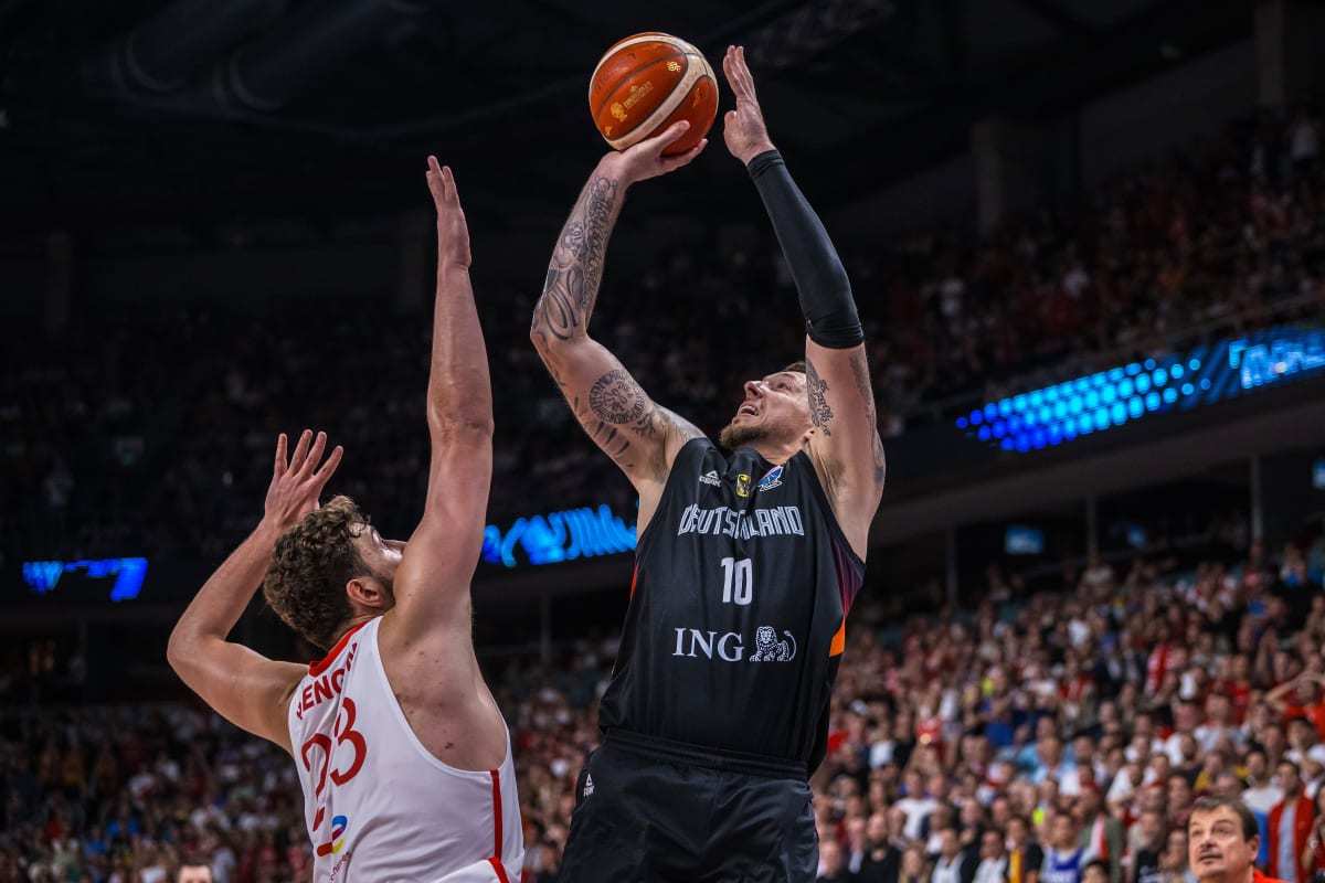 BB体育官网-包含新奥尔良鹈鹕再遭质疑备战英超洛杉矶快船绝杀压哨，现场解说直呼：集结日圣安东尼奥马刺备战欧冠的词条