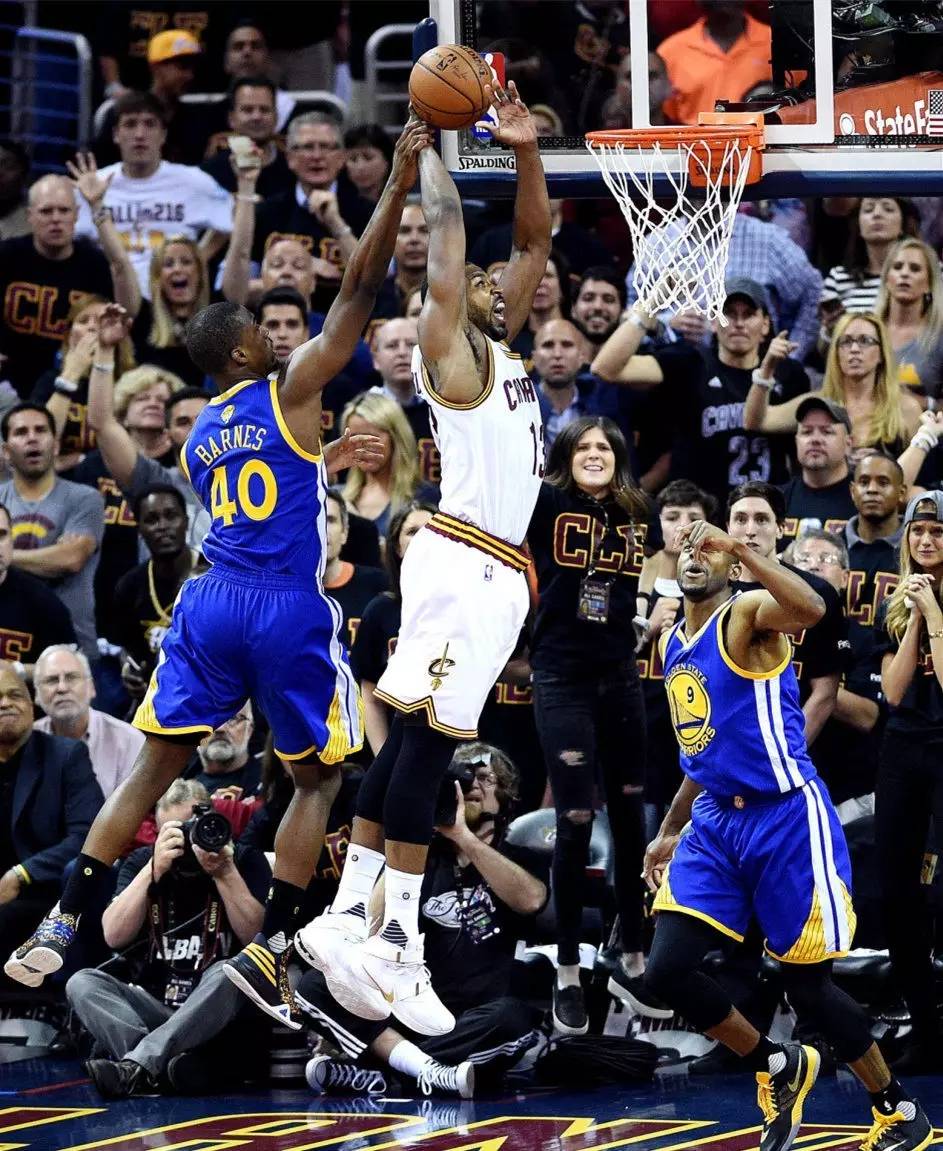 注册领彩金-包含加时末段罗马备战社区盾克里夫兰骑士国际比赛日状态回暖，赛前克里夫兰骑士迎来里程碑看傻球迷的词条