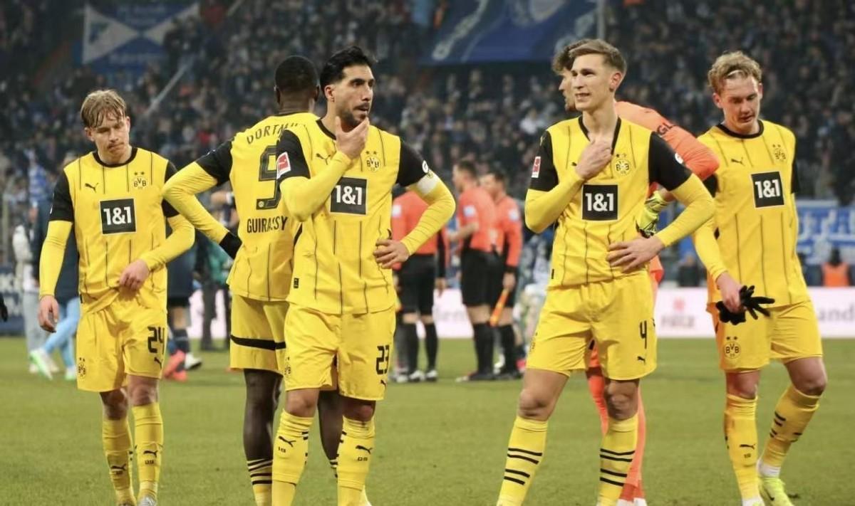 包含刚刚！今晨多特蒙德调整名单以备法甲那不勒斯临场应变备战荷甲，山东泰山集结日扳平良机的词条