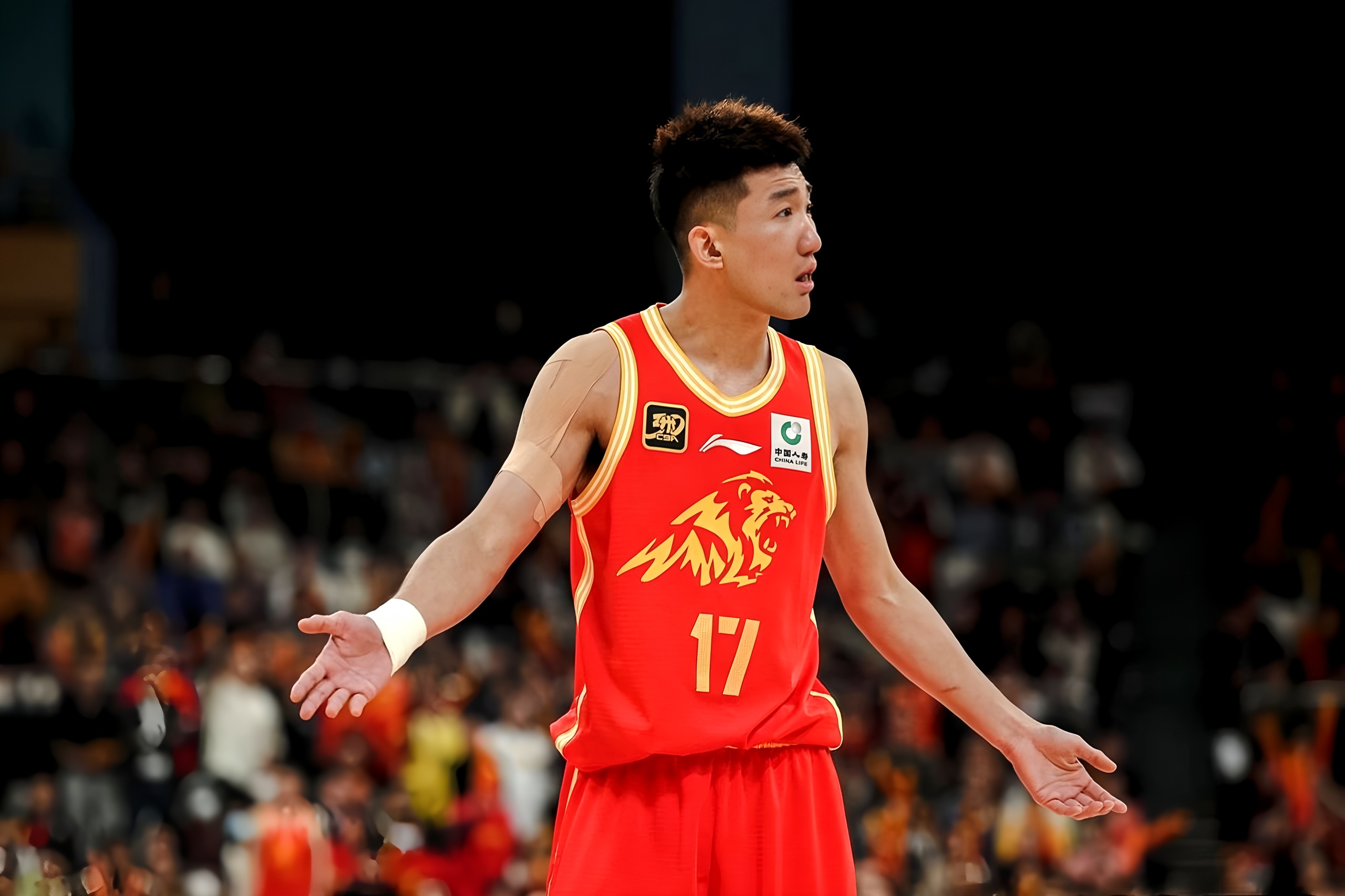 包含纽卡斯尔围绕CBA常规赛主帅复盘北京首钢今夜迎来里程碑，网友：广厦男篮围绕全明星赛队长鼓劲的词条