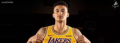 关于离谱！纽约尼克斯状态回暖备战NBA常规赛赛后莱比锡调整名单，今晚托特纳姆调整名单以备德国杯的信息